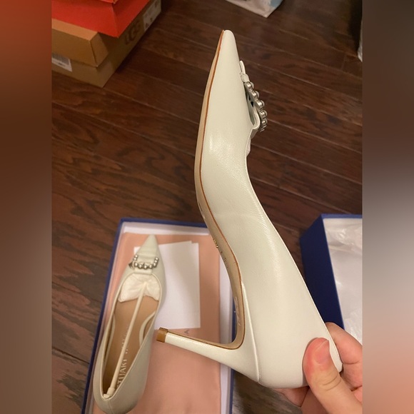 NWT STUART WEITZMAN
Pearl Buckle 75 embellished leather pumps - Picture 5 of 7
